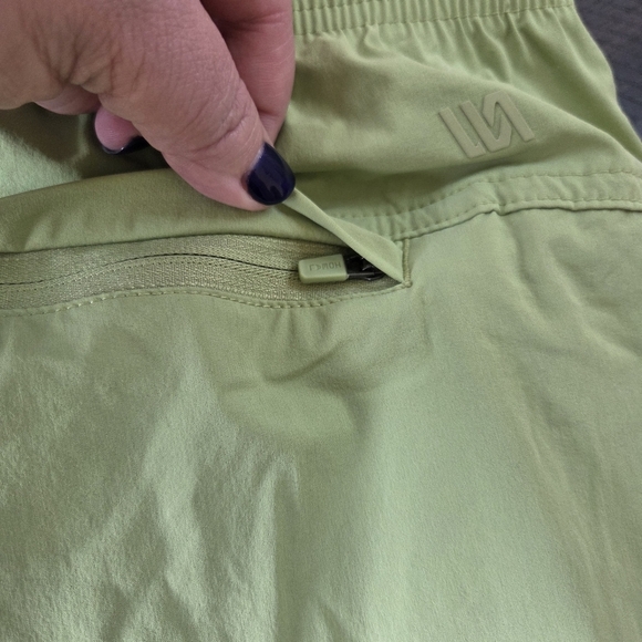 VRST Men's XXL Green Seedling 5" Everyday Short with Zippered Pocket New Hiking - Picture 9 of 11